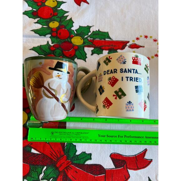 2 Holiday Christmas Mugs - Picture 1 of 7